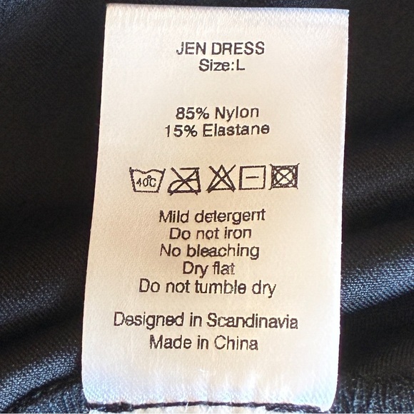 OW Collection Jen Dress Black Caviar Cut Out Mini Stretch Dress Large - Picture 11 of 14